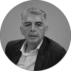  Víctor Hugo Lucero